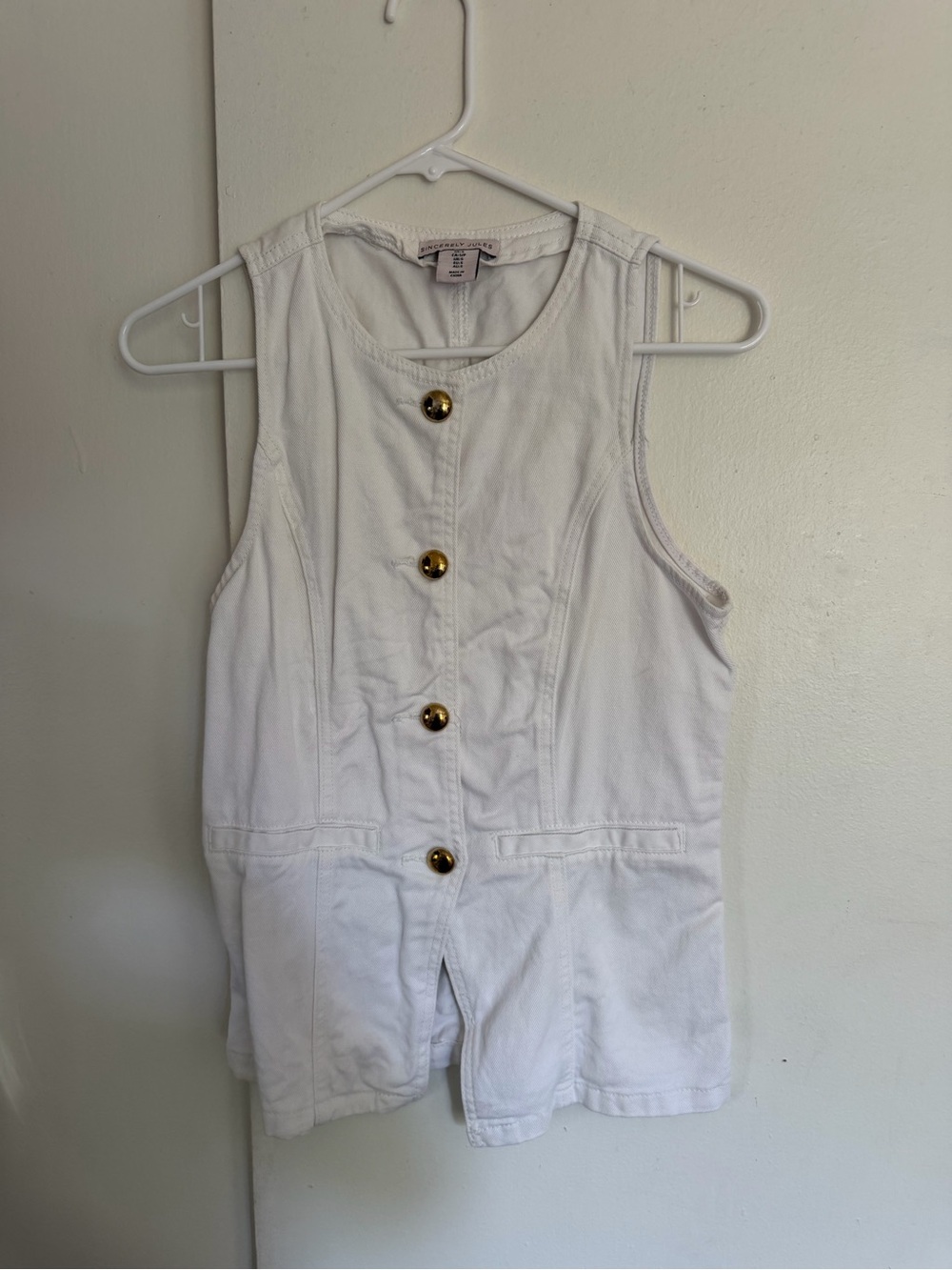 Sincerely Jules Cream Sleeveless Top